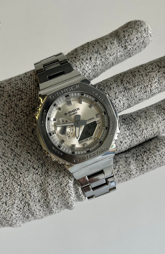 Casio G-Shock GM-2110D-2ADR Analog-Digital White Dial Men (G1613)