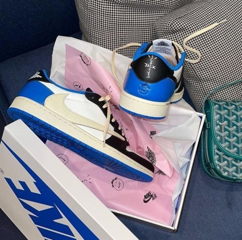 Travis Air Jordan travis Scott Fragment Low