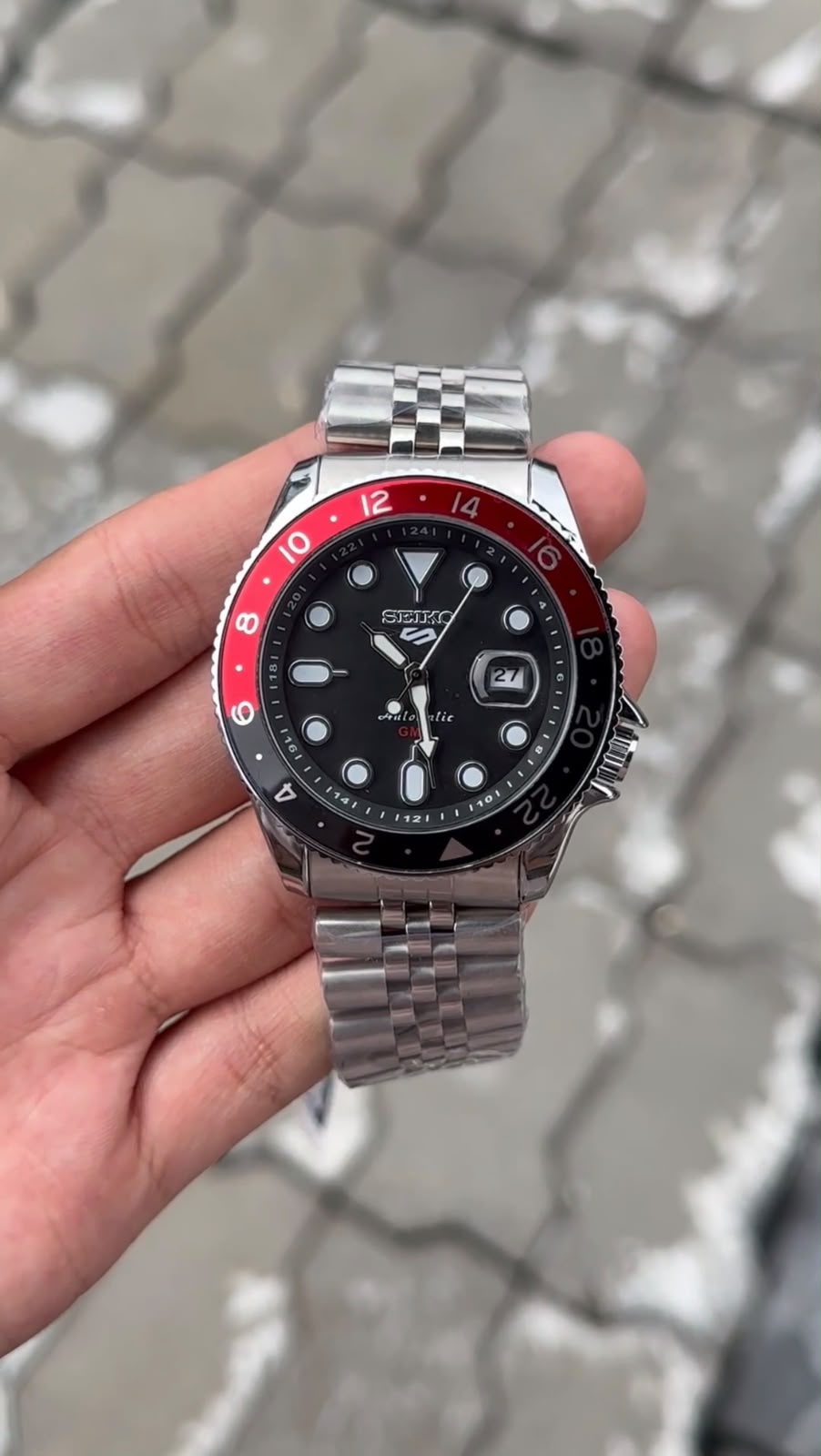 Seiko Style Black Dial Red & Black Bezel GMT Watch – Premium Collection